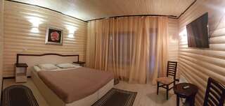 Отель FG Dzherelo S Malaya Bugayevka Большой двухместный номер с 1 кроватью или 2 отдельными кроватями-6