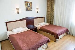 Отель FG Dzherelo S Malaya Bugayevka Двухместный номер с 1 кроватью или 2 отдельными кроватями-2