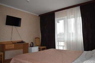 Отель FG Dzherelo S Malaya Bugayevka Небольшой двухместный номер с 1 кроватью-3